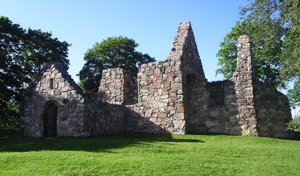Kärnbo kyrkoruin, the former church in Kärnbo near Mariefred in sweden