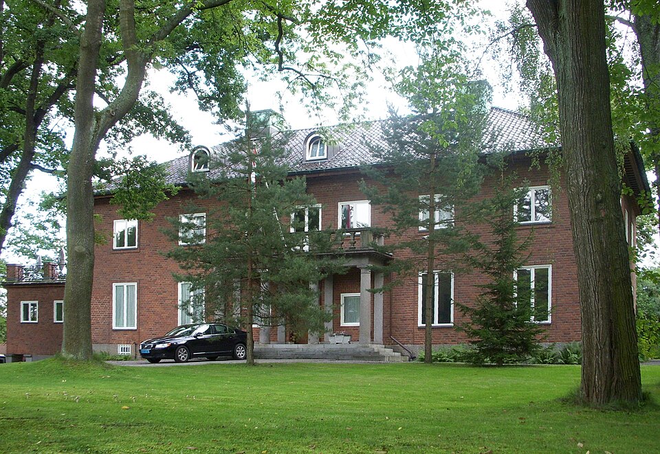 Diplomatstaden i Stockholm, fastigheten "Kv. Diplomaten nr. 7"