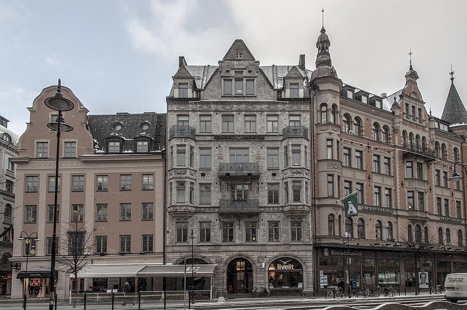 "Lilljekvists hus" - Sumpen 10, Stureplan 15, Nybyggnadsår 1896 - 1897, Carl Aug. Olsson (Byggmästare) Fredrik Lilljekvist (Arkitekt) Fredrik Lilljekvist (Byggherre)