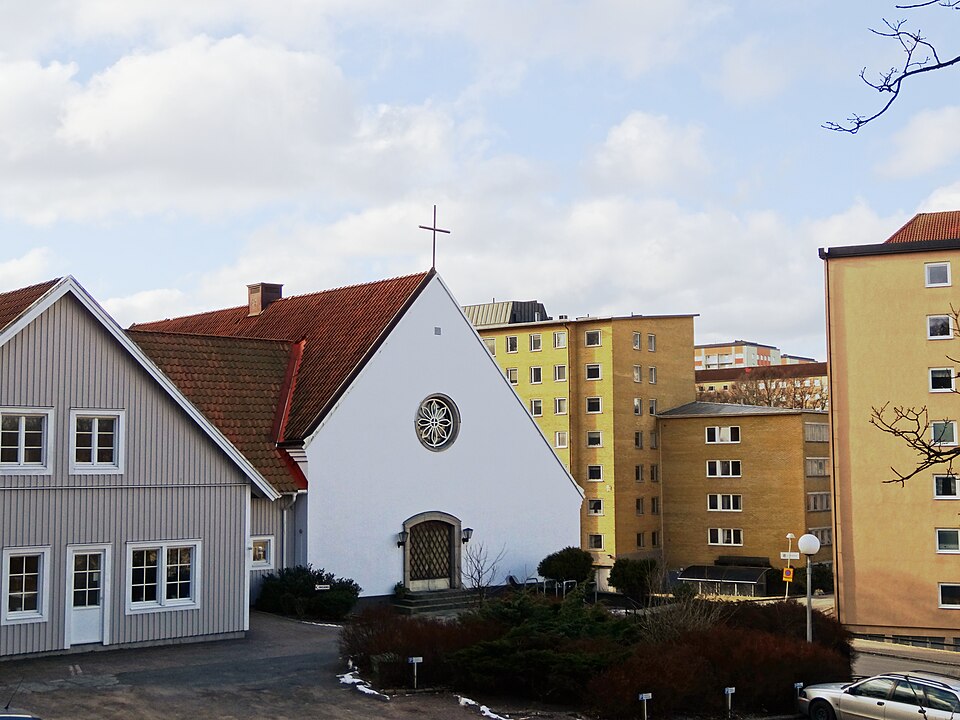 Rambergskyrkan vid Övre Hällegatan i Göteborg. Tillhör Rambergskyrkans Missionsförsamling inom Svenska Missionskyrkan.