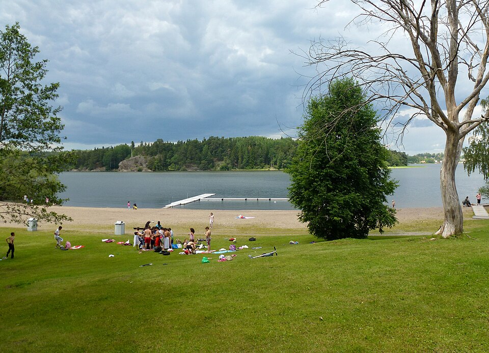 Slagstabadet, stranden