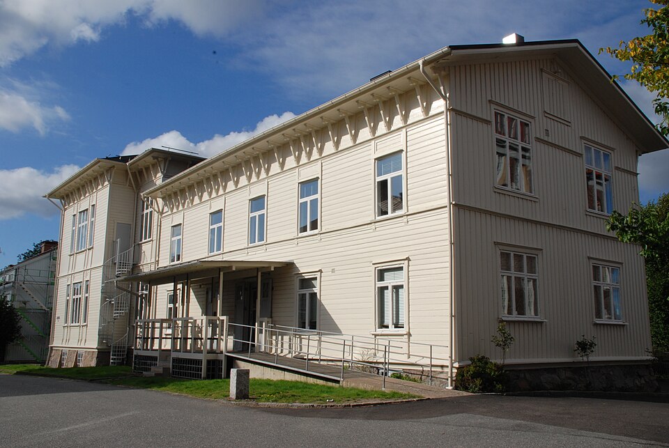 The school Lindholmsskolan on Lindholmen in Göteborg.