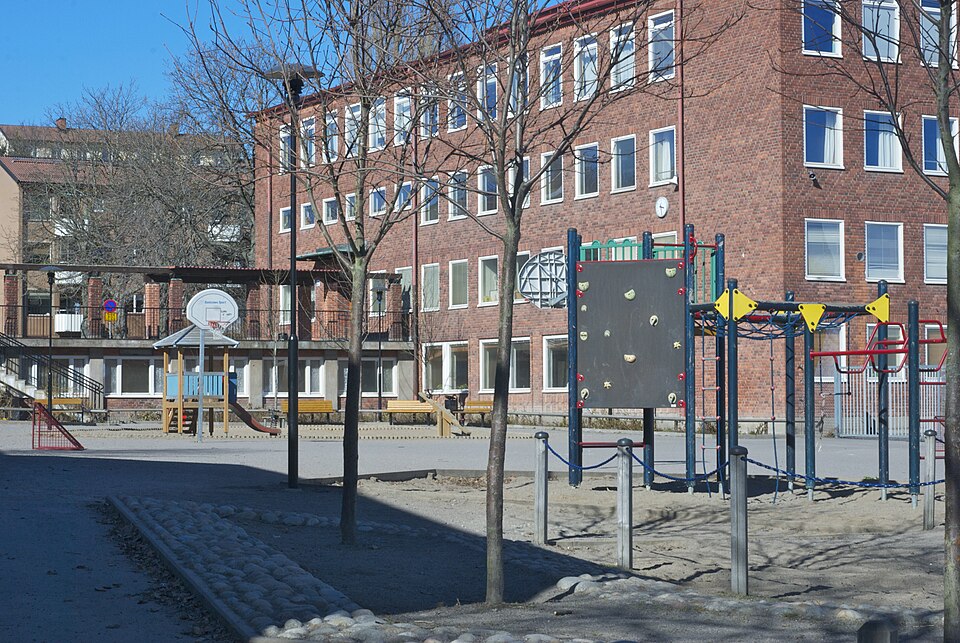 Nytorpskolan (Nytorp school). Built in the 1950s. Architect David Dahl.